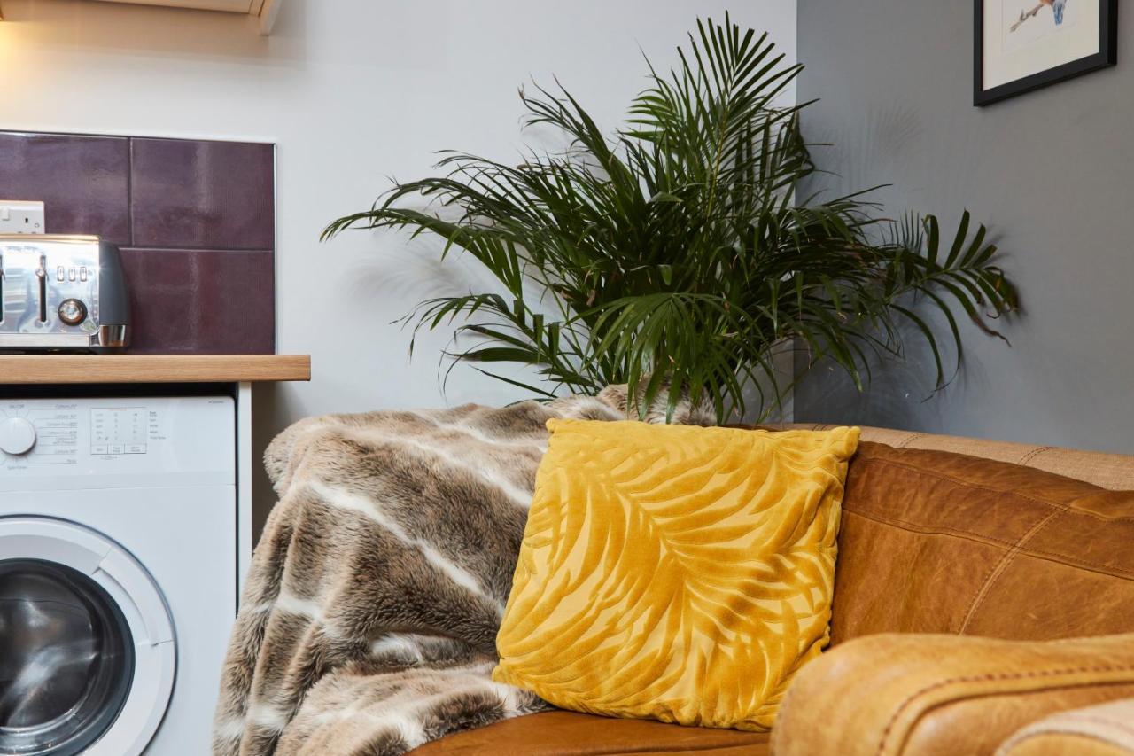 The Wood Loft - Self Check-In, Self-Catering Apartment For East Midlands Airport Kegworth Bagian luar foto
